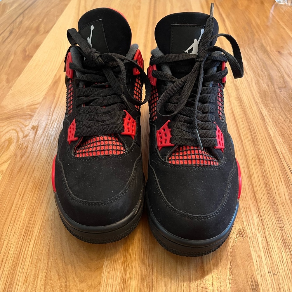 Jordan 4 Retro Black and Red - Red Thunder - Like New Condition